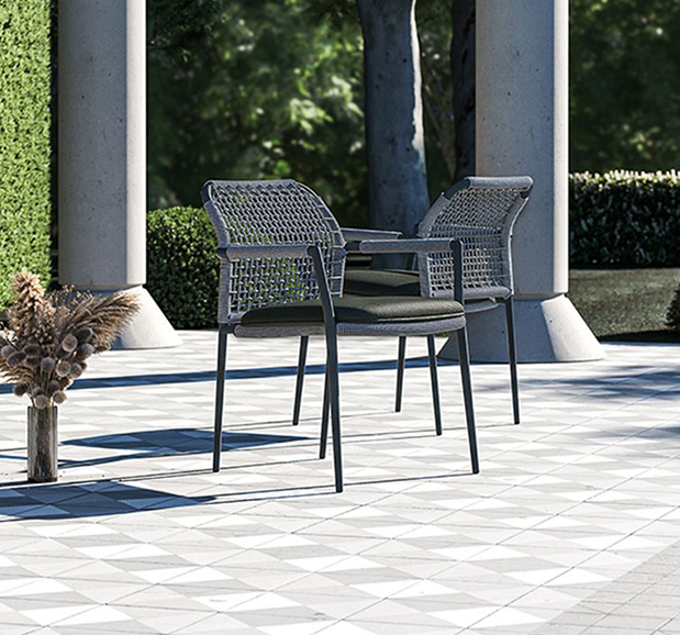 Gartenstuhl Paz mit Armlehnen in sanstone